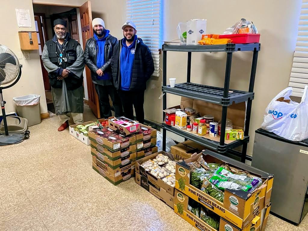 Honoring Jummat al Weda/Last Friday of Holy Month of Ramadan by Distributing Rescued Foods to City Mosques - CHI