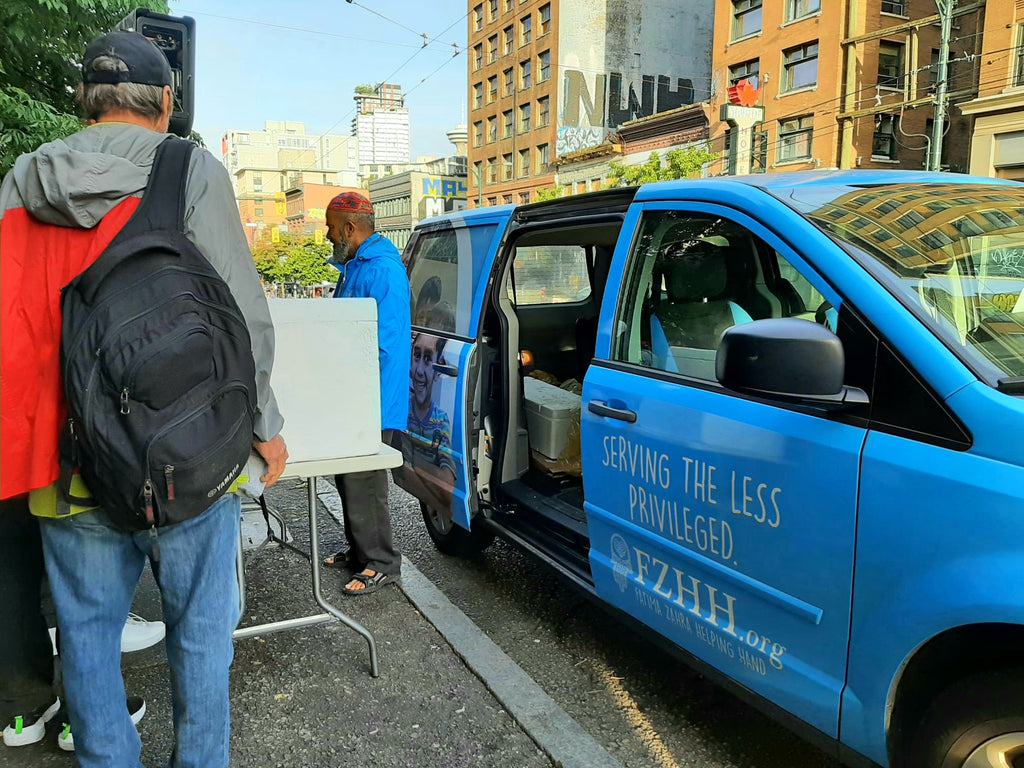 Vancouver, Canada - Honoring the Holy Day of Arba’een (40th Day of Martyrdom of Holy Family of Prophet Muhammad ﷺ in Karbala) by Distributing Starbucks Sandwiches & Baked Items to Community's 200+ Homeless & Less Privileged People