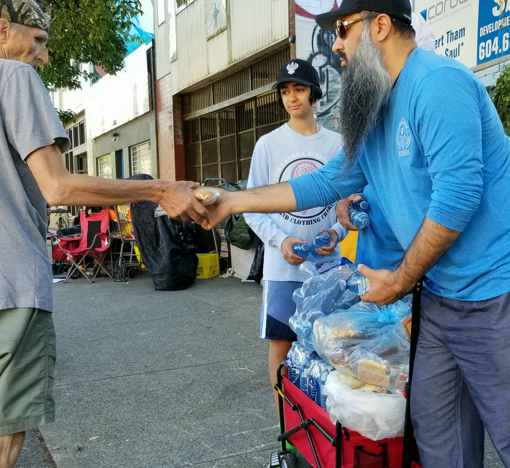 Vancouver, Canada - Honoring Wiladat/Birthday of Mawlana Shaykh Ahmad al-Faruqi as-Sirhindi ق ع by Distributing Fresh Fruits, Sandwiches, Snacks & Water Bottles to Local Community's Homeless & Less Privileged People