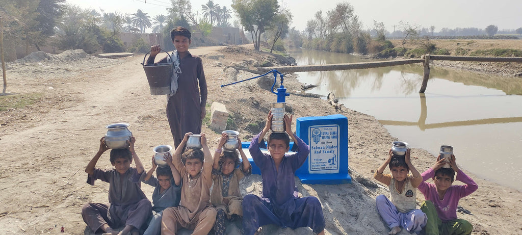 Sindh, Pakistan – Salman Nader and Family – FZHH Water Well# 1316