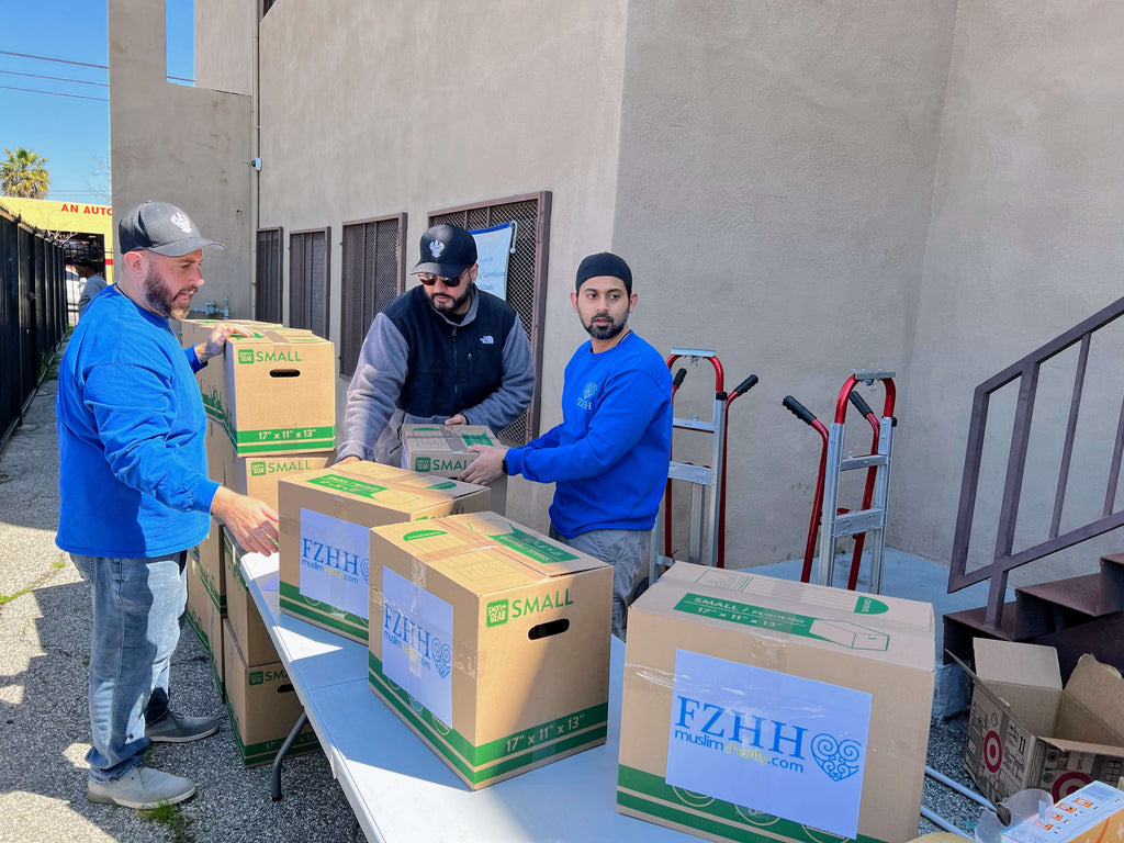 Los Angeles, California - Participating in Ramadan Iftar Program & Mobile Food Rescue Program by Preparing, Packaging & Distributing Essential Holy Ramadan Grocery Kits to Local Community's Muslim Food Pantry Serving Less Privileged Families