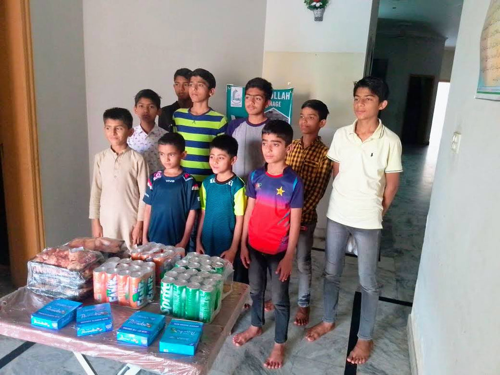 Lahore, Pakistan - Participating in Ramadan Iftar Program & Orphan Support Program by Distributing Chicken, Soft Drinks & Chocolates to Beloved Orphans at Local Community's Orphanage