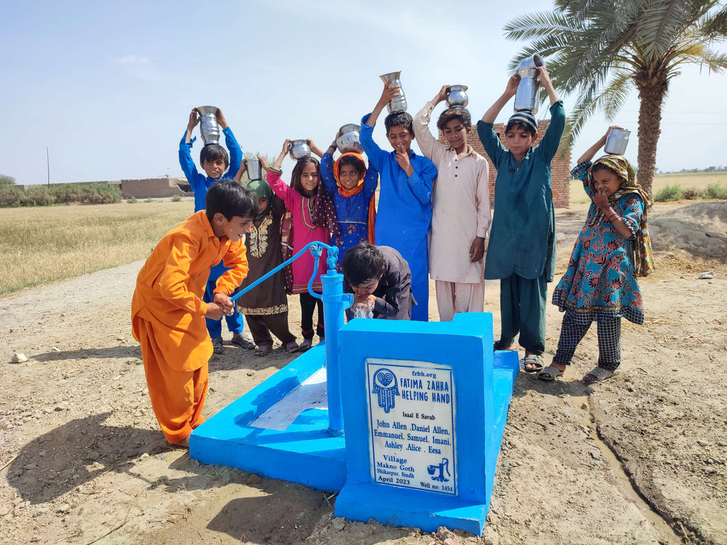 Sindh, Pakistan – John Allen, Daniel Allen, Emmanuel, Samuel, Imani, Ashley, Alice Eesa  – FZHH Water Well# 1454