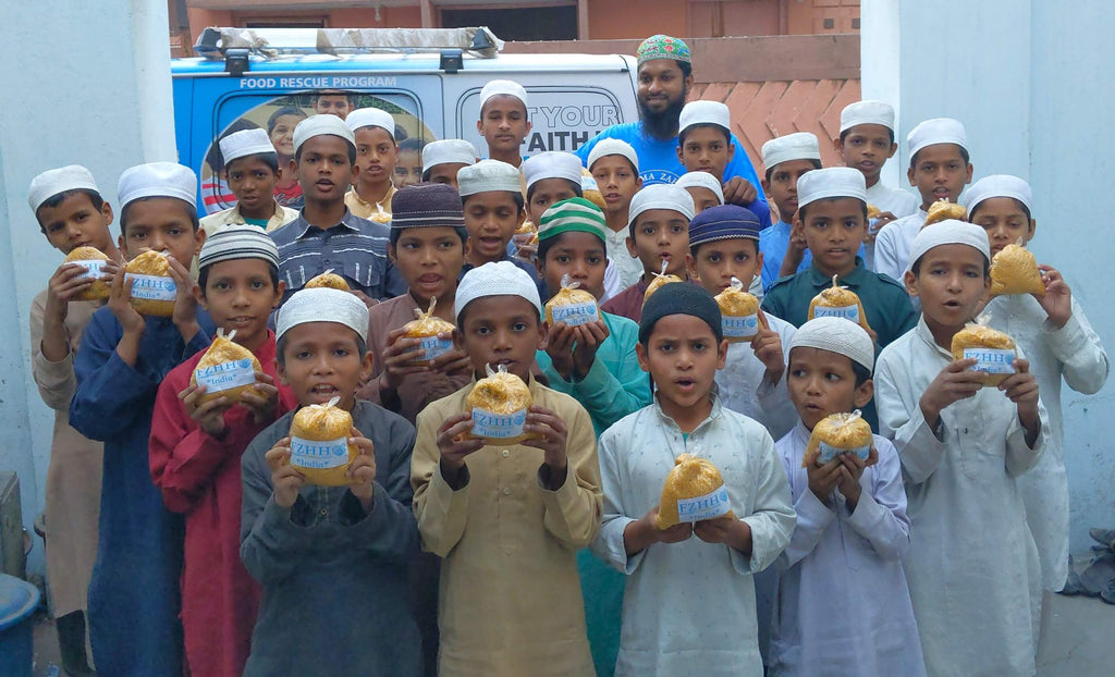 Hyderabad, India - Participating in Mobile Food Rescue Program by Distributing 200+ Hot Meals to Madrasa Students, Less Privileged Children & Families