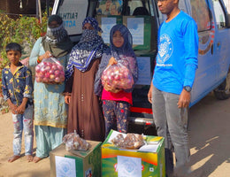 Hyderabad, India - Participating in Month of Ramadan Appeal Program & Mobile Food Rescue Program by Distributing Monthly Ration to Ten Homeless & Less Privileged Families