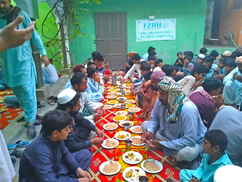 Punjab, Pakistan - Ramadan Day 25 - Participating in Month of Ramadan Appeal Program & Mobile Food Rescue Program by Serving 150+ Complete Iftari Meals with Hot Dinners & Cold Drinks to Less Privileged Men & Children