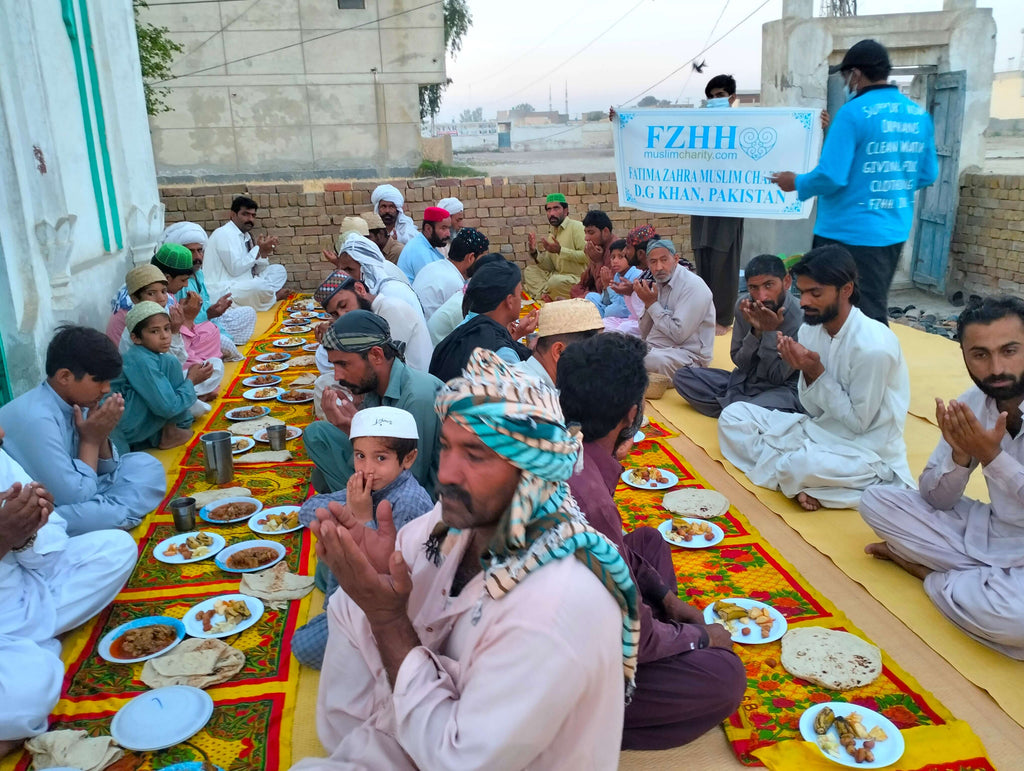 Punjab, Pakistan - Ramadan Day 27 - Participating in Month of Ramadan Appeal Program & Mobile Food Rescue Program by Serving 150+ Complete Iftari Meals with Hot Dinners & Cold Drinks to Less Privileged Men & Children