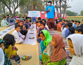 Punjab, Pakistan - Ramadan Day 28 - Participating in Month of Ramadan Appeal Program & Mobile Food Rescue Program by Serving 150+ Complete Iftari Meals with Hot Dinners & Cold Drinks to Less Privileged Children & Men