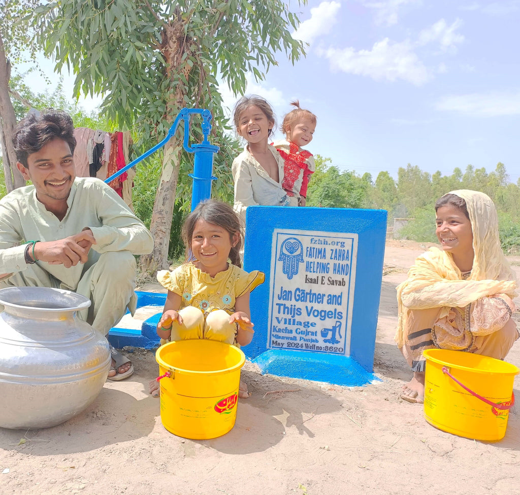 Punjab, Pakistan – Jan Gärtner and Thijs Vogels – FZHH Water Well# 3620