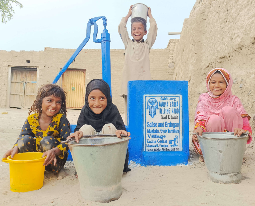 Punjab, Pakistan – Salise and Erdogan Mustafa, their Families – FZHH Water Well# 3831