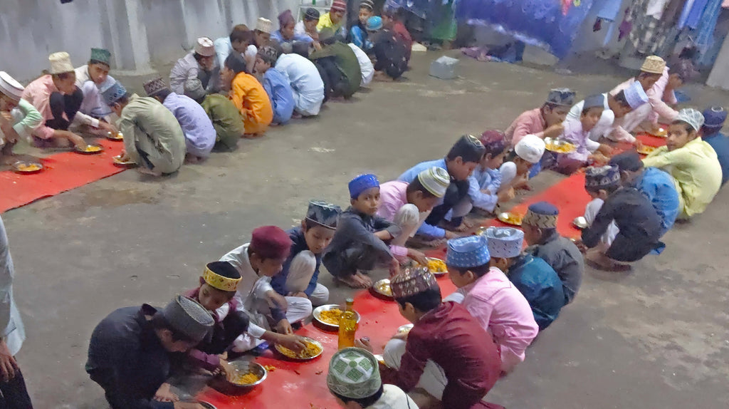 Hyderabad, India - Participating in Mobile Food Rescue Program by Serving Hot Meals to 150+ Less Privileged Madrasa Students & Distributing to Less Privileged Families