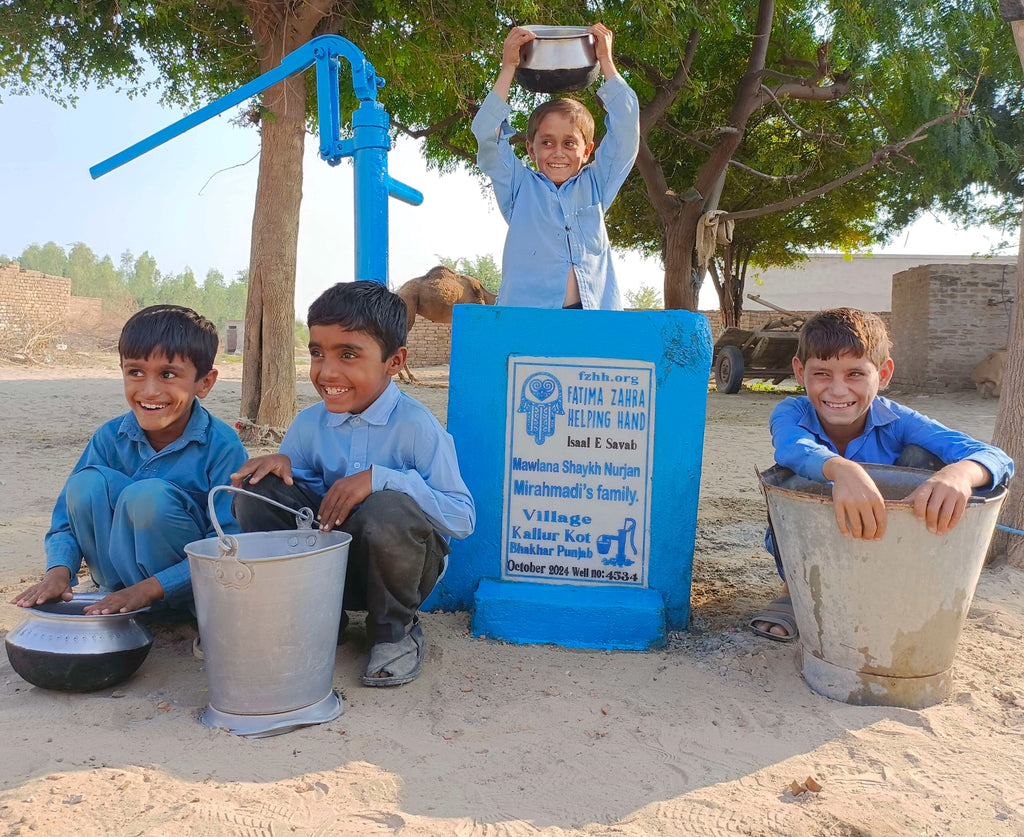 Punjab, Pakistan – Mawlana Shaykh Nurjan Mirahmadi’s Family – FZHH Water Well# 4534