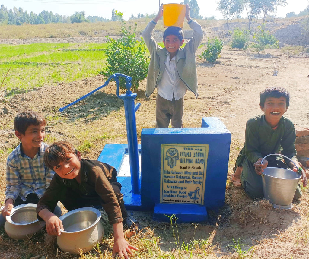 Punjab, Pakistan – Hila Katwazi, Mina, Dr. Hassan Katawazi, Rasani Katawazi and their family – FZHH Water Well# 4741