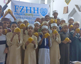 Hyderabad, India - Participating in Mobile Food Rescue Program by Distributing Hot Meals to 150+ Less Privileged Madrasa Students & Homeless People