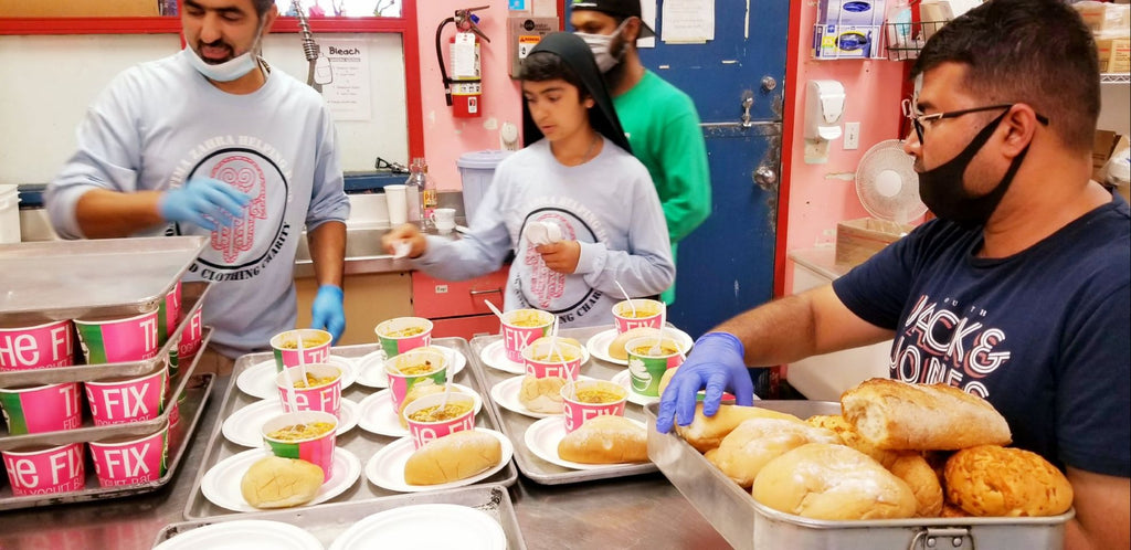 Honoring Sayedina Uthman (as) by Feeding the Homeless - CAN