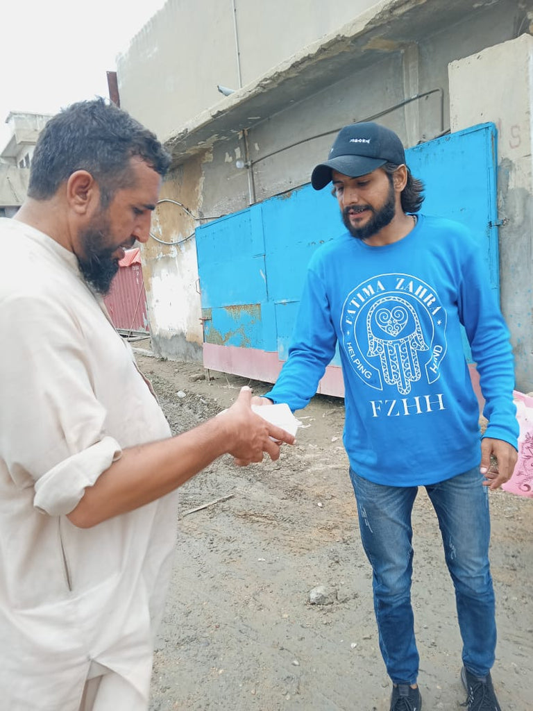 Karachi, Pakistan - Honoring Fourth Day of Holy Month of Muharram & Shaykh Nurjan's Teachings by Distributing Hot Meals to Local Community's Homeless & Less Privileged People