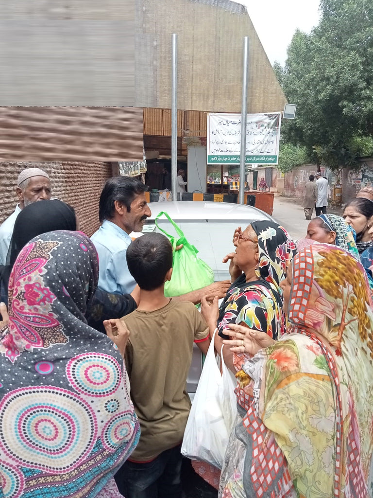 Lahore, Pakistan - Honoring Fifth Day of Holy Month of Muharram & Shaykh Nurjan's Teachings by Distributing Hot Meals to Local Community's Homeless & Less Privileged People