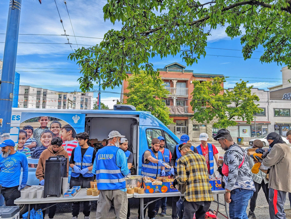 Vancouver, Canada - Participating in Mobile Food Rescue Program by Serving Hot Breakfasts & Lunches with Drinks & Desserts to Local Community's Homeless & Less Privileged People