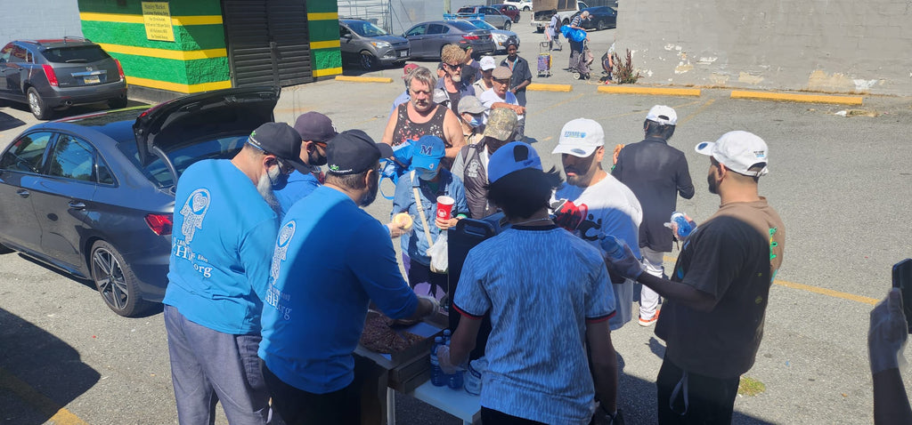 Vancouver, Canada - Participating in Mobile Food Rescue Program by Serving Hot Meals, Snacks & Cold Drinks to Local Community's Less Privileged People