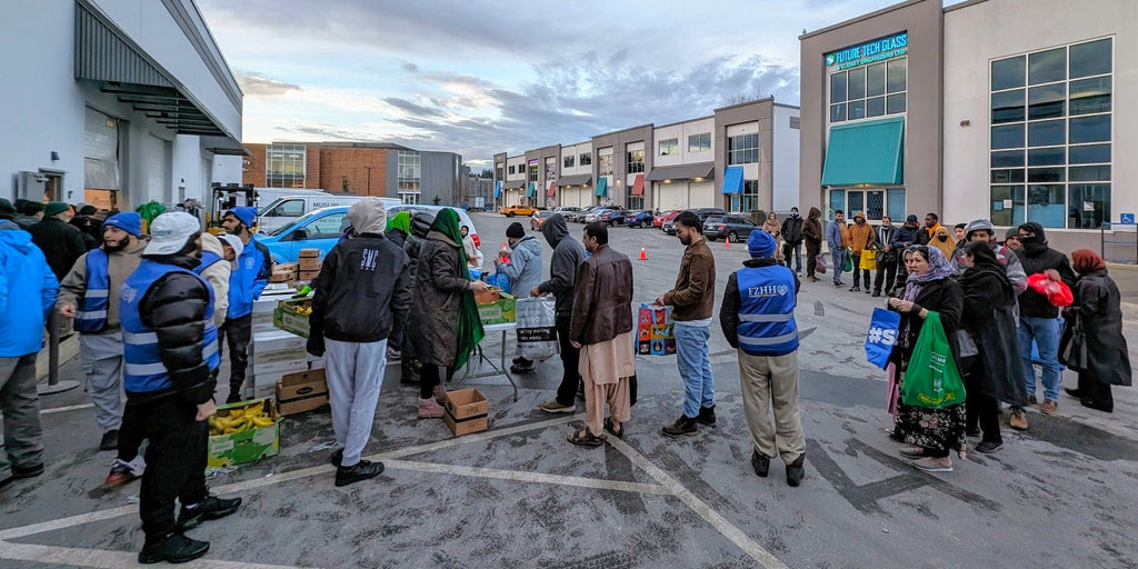 Vancouver, Canada - Participating in Mobile Food Rescue Program by Distributing Fresh Produce & Essential Groceries to Less Privileged Families at Local Community's Muslim Food Bank