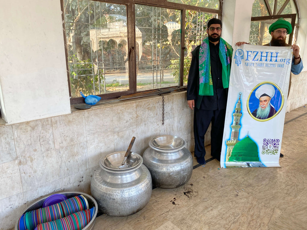 Lahore, Pakistan - Participating in Mobile Food Rescue Program by Serving 100+ Hot Meals to People in Need at Local Community's Holy Shrine of Sayyidina Abdullah Shah Qadri (Baba Bulleh Shah) ع