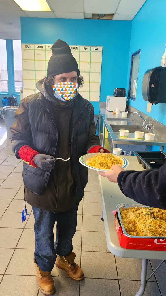 Vancouver, Canada - Participating in Mobile Food Rescue Program by Rescuing & Distributing Hot Meals to Local Community's Homeless & Less Privileged People