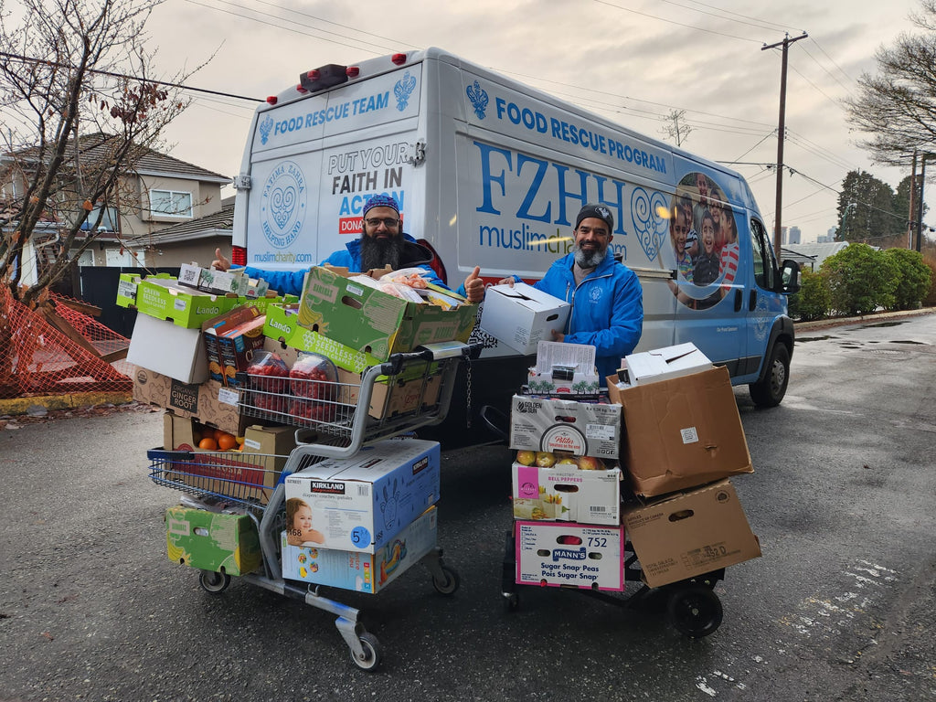 Vancouver, Canada - Participating in Mobile Food Rescue Program by Rescuing & Distributing 1000+ lbs. of Essential Groceries to Local Community's Less Privileged Families Residing at Low Income Housing & Various Shelters