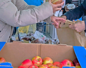 Vancouver, Canada - Participating in Mobile Food Rescue Program & Food Bank Programs by Serving Hot Meals with Cold Drinks & Distributing Essential Groceries to 300+ Less Privileged Families